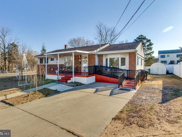 20 MARSHALL AVENUE, BERLIN, NJ 08009