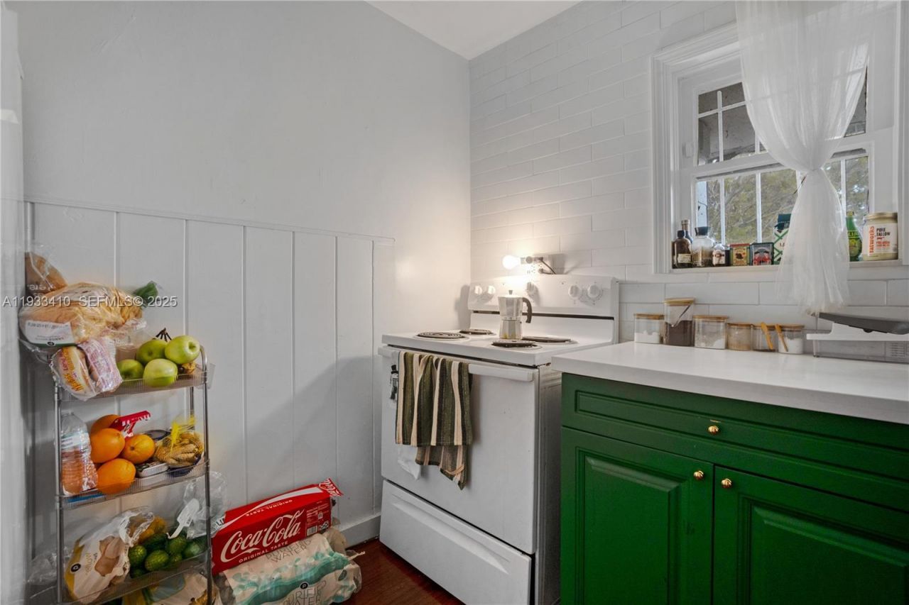 9210 NW 4th Ave , Miami, FL 33150 Photo