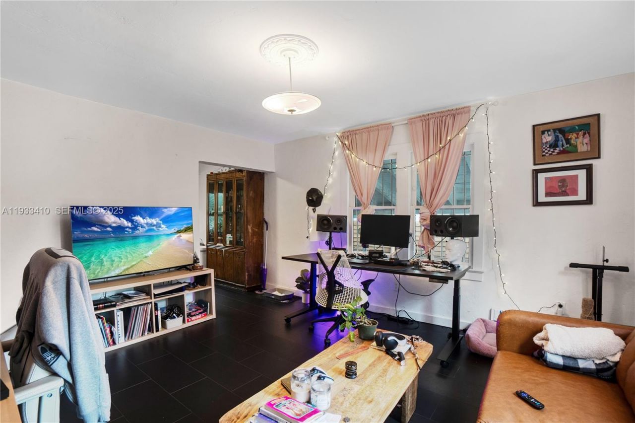 9210 NW 4th Ave , Miami, FL 33150 Photo