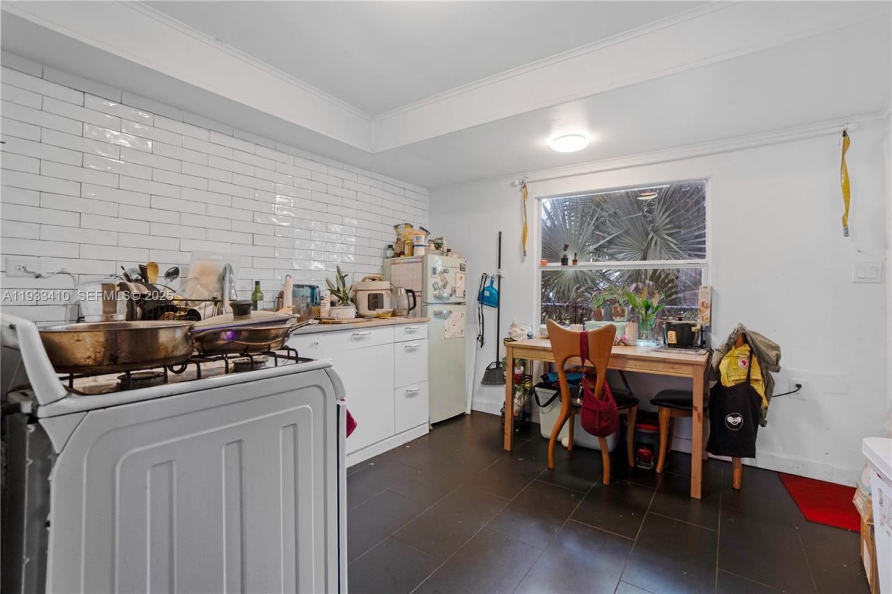 9210 NW 4th Ave , Miami, FL 33150 Photo