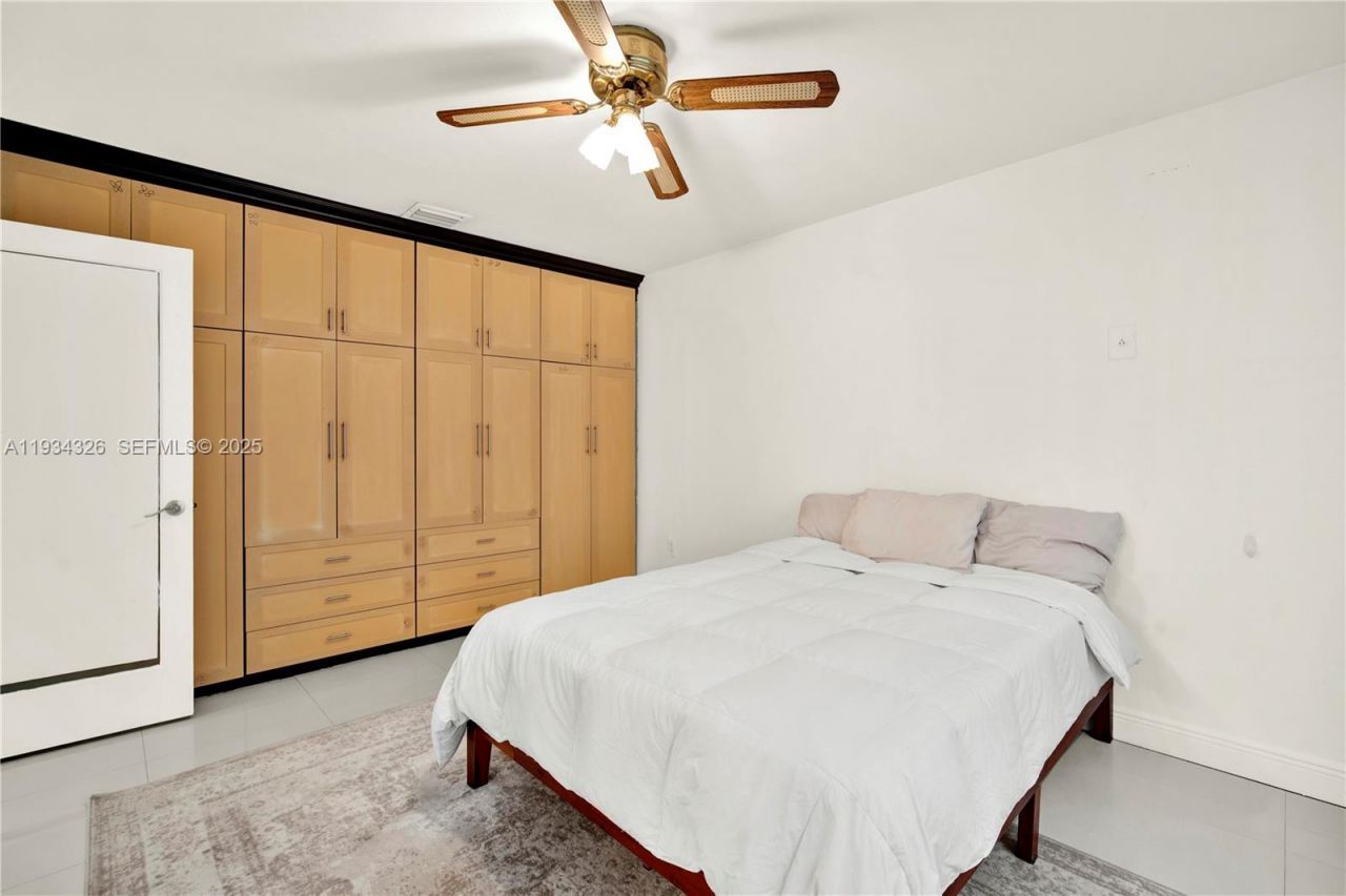 7135 SW 19th Ter, Miami, FL 33155 Photo