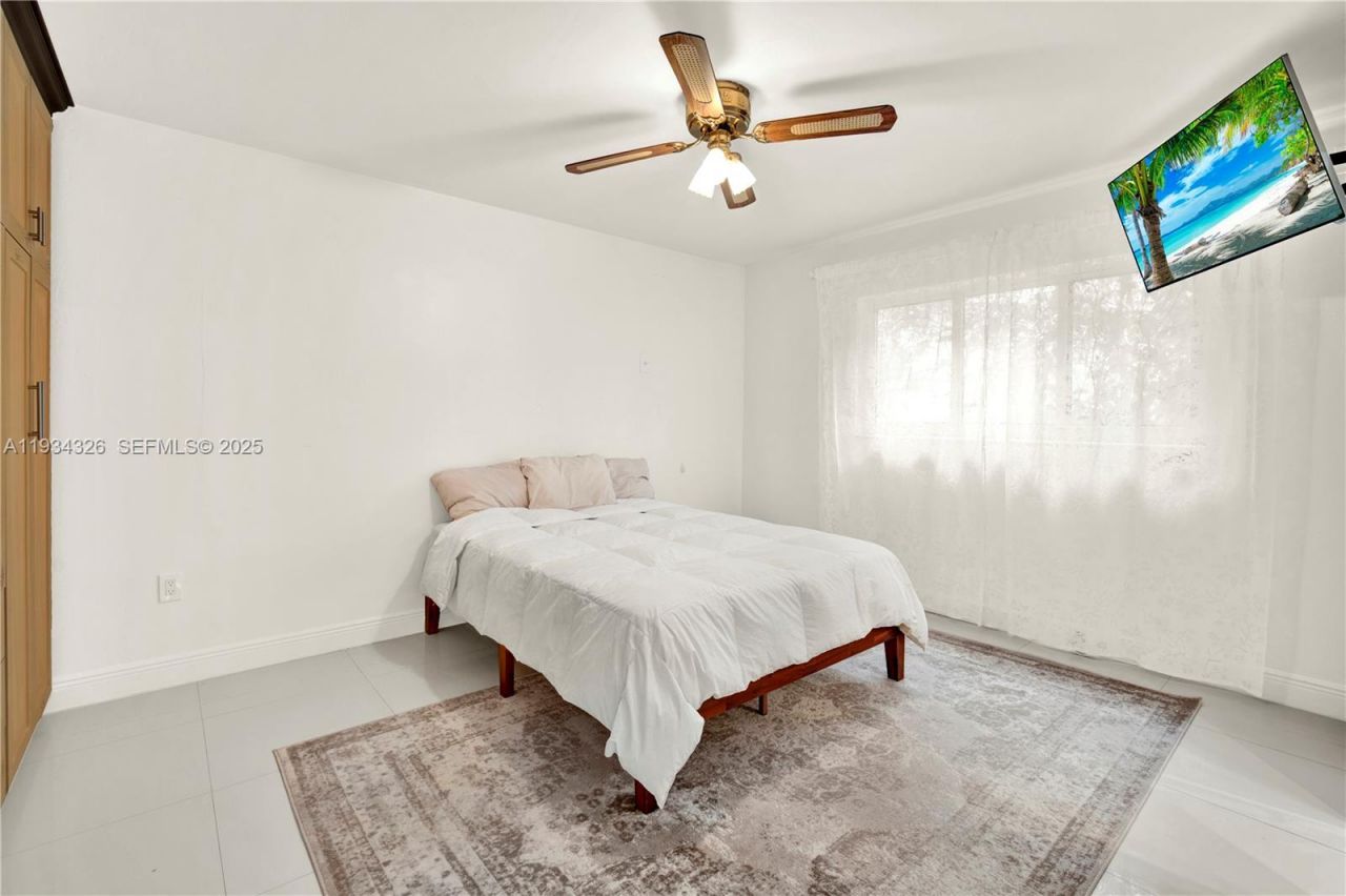 7135 SW 19th Ter, Miami, FL 33155 Photo