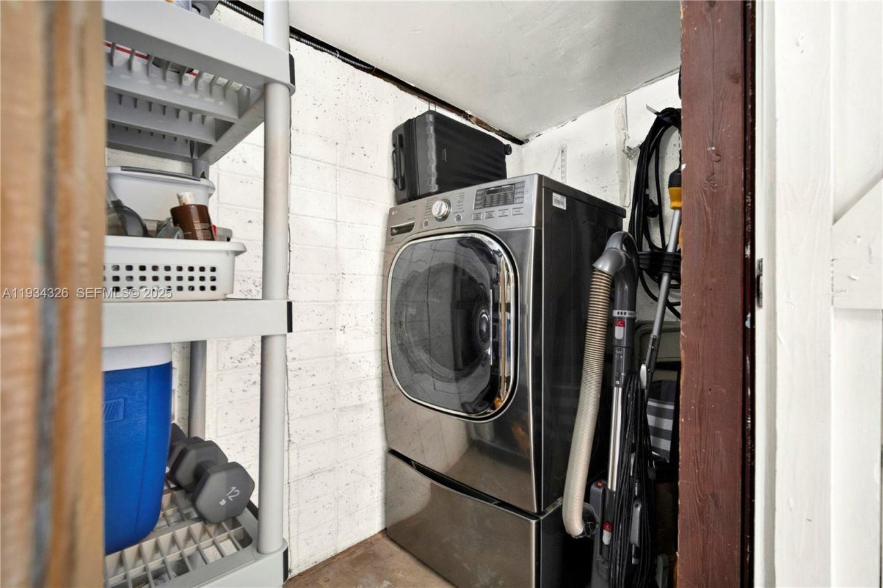 7135 SW 19th Ter, Miami, FL 33155 Photo