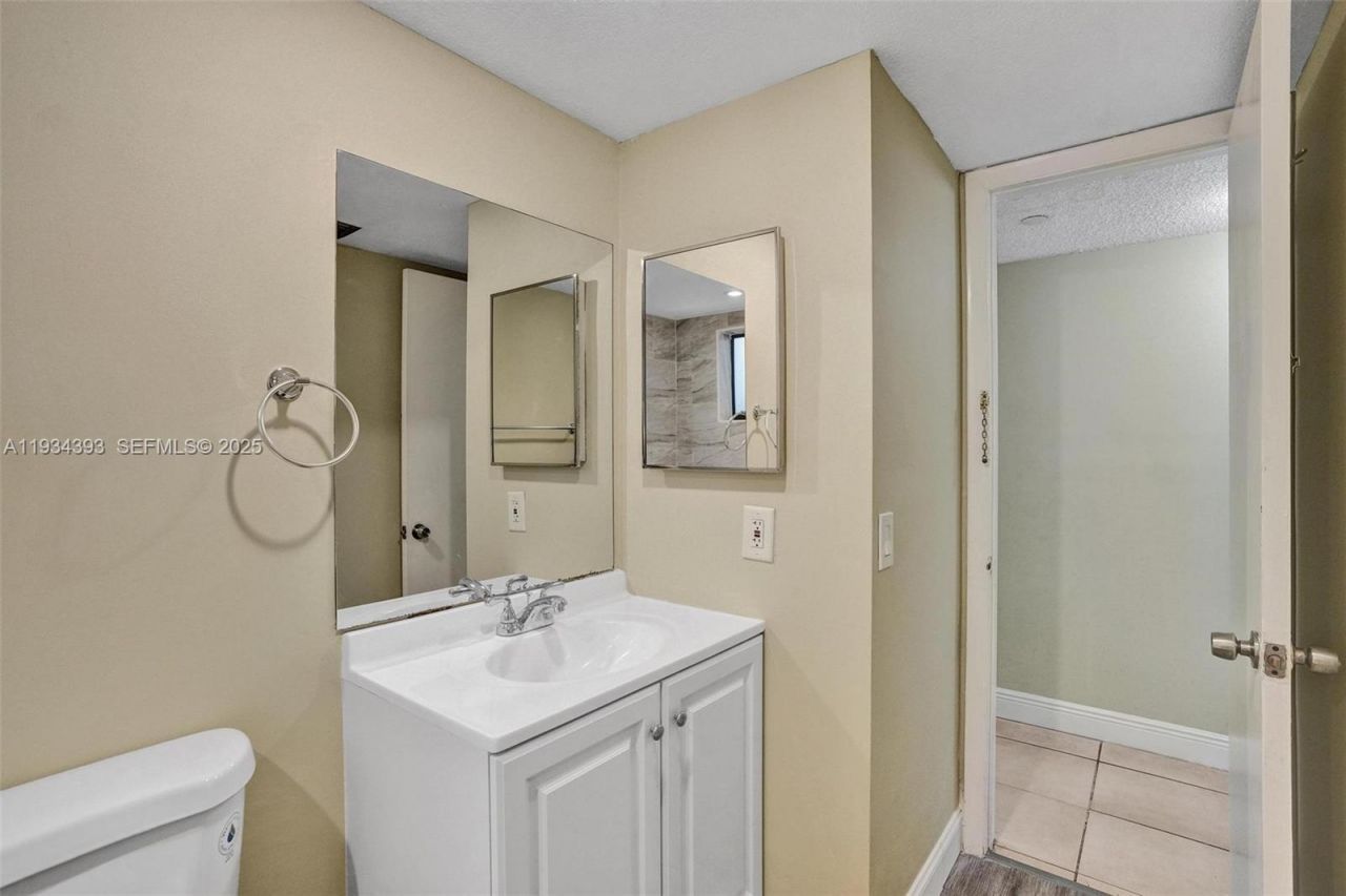 8540 SW 133rd Ave Rd, Unit 321, Miami, FL 33183 Photo