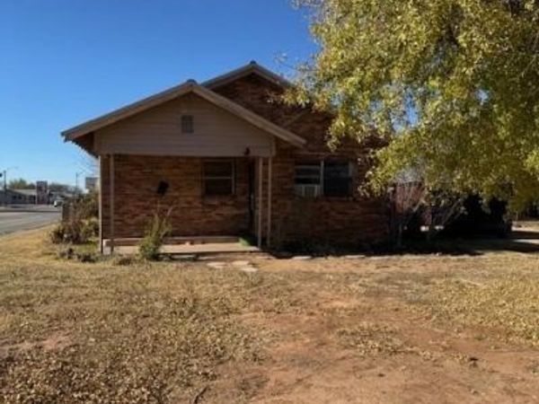 1010 Dubose Street, Quanah, TX 79252