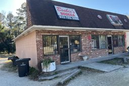 1210 Hampton Street photo 4