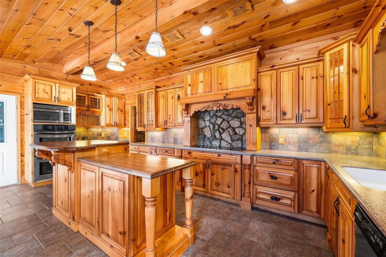 137 SW Meadow Terrace, Lake City, FL 32024 Photo