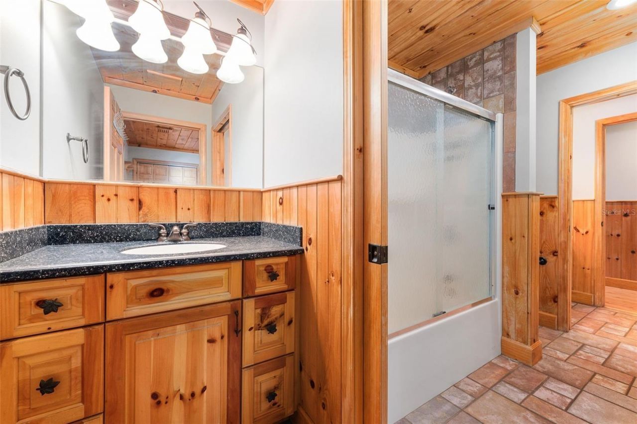 137 SW Meadow Terrace, Lake City, FL 32024 Photo