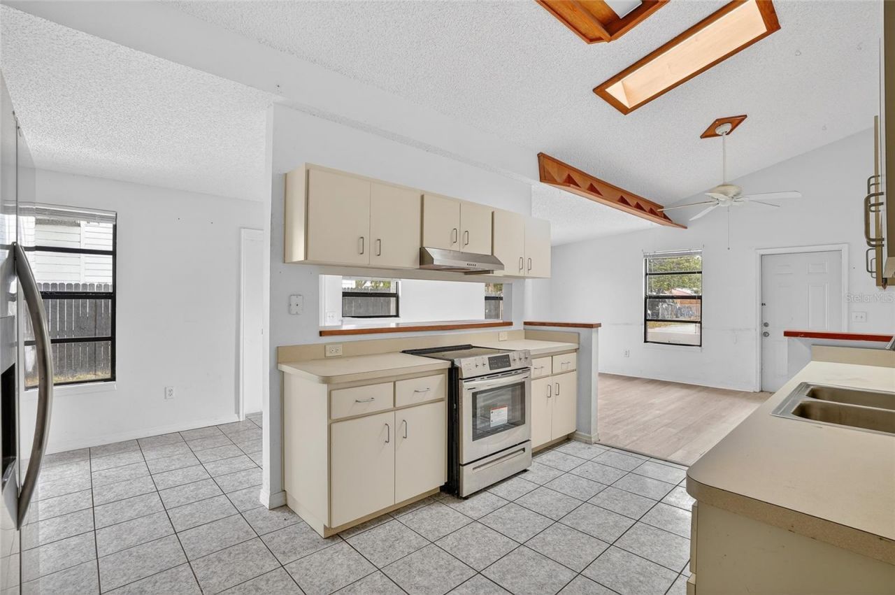 4320 44th Street N, Saint Petersburg, FL 33714 Photo