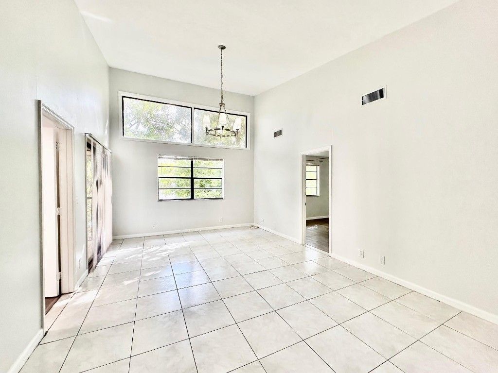 1917 NW 94th Avenue, Unit 204a, Coral Springs, FL 33071 Photo