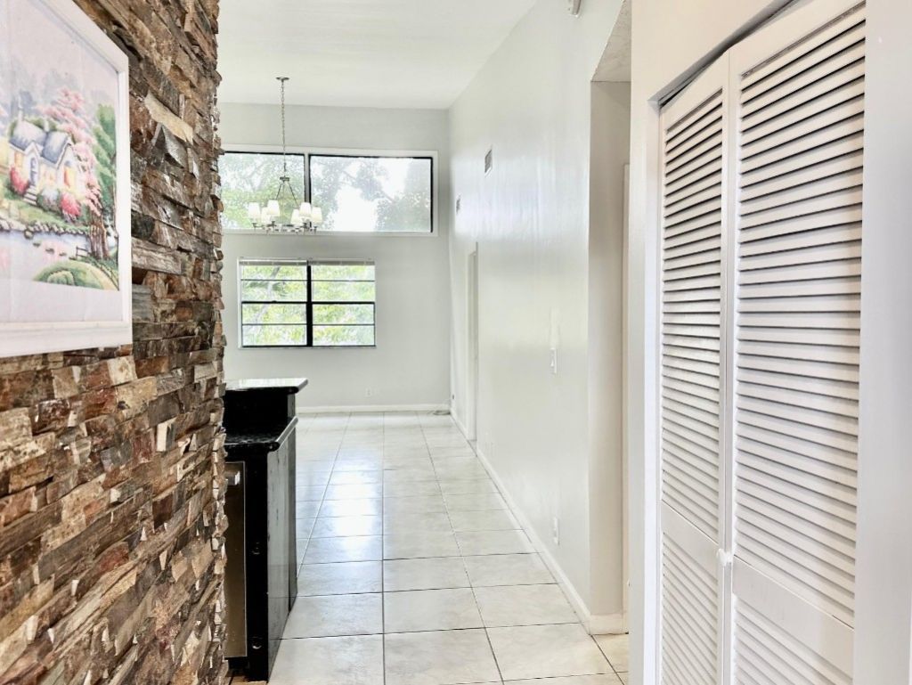 1917 NW 94th Avenue, Unit 204a, Coral Springs, FL 33071 Photo