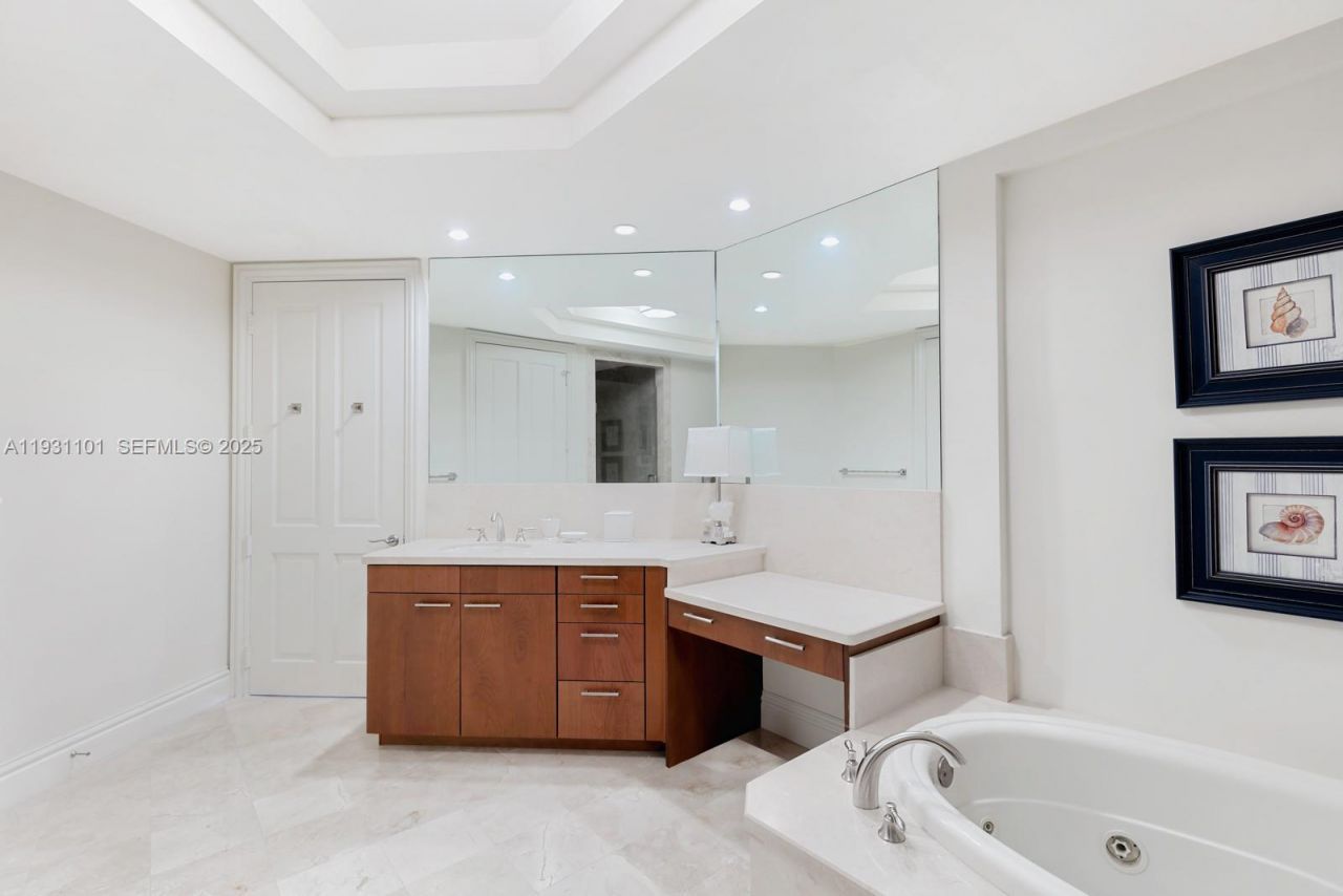 10295 Collins Ave, Unit 803, Bal Harbour, FL 33154 Photo