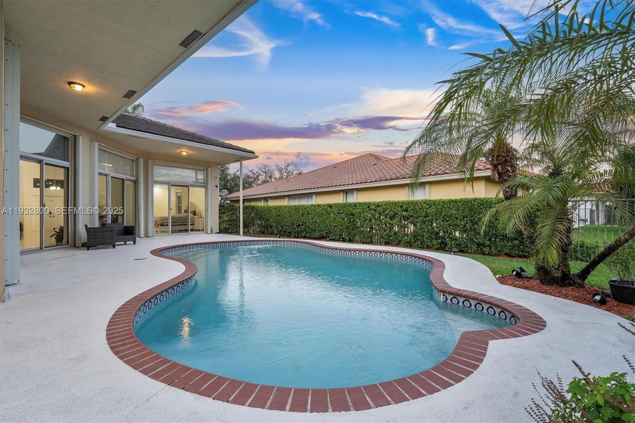 2667 Palmer Pl, Weston, FL 33332 Photo