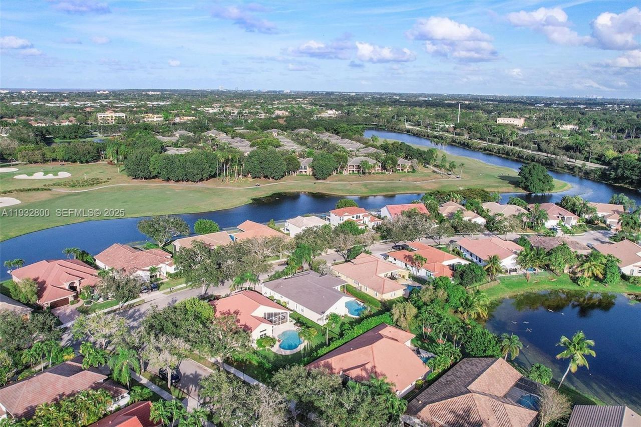 2667 Palmer Pl, Weston, FL 33332 Photo