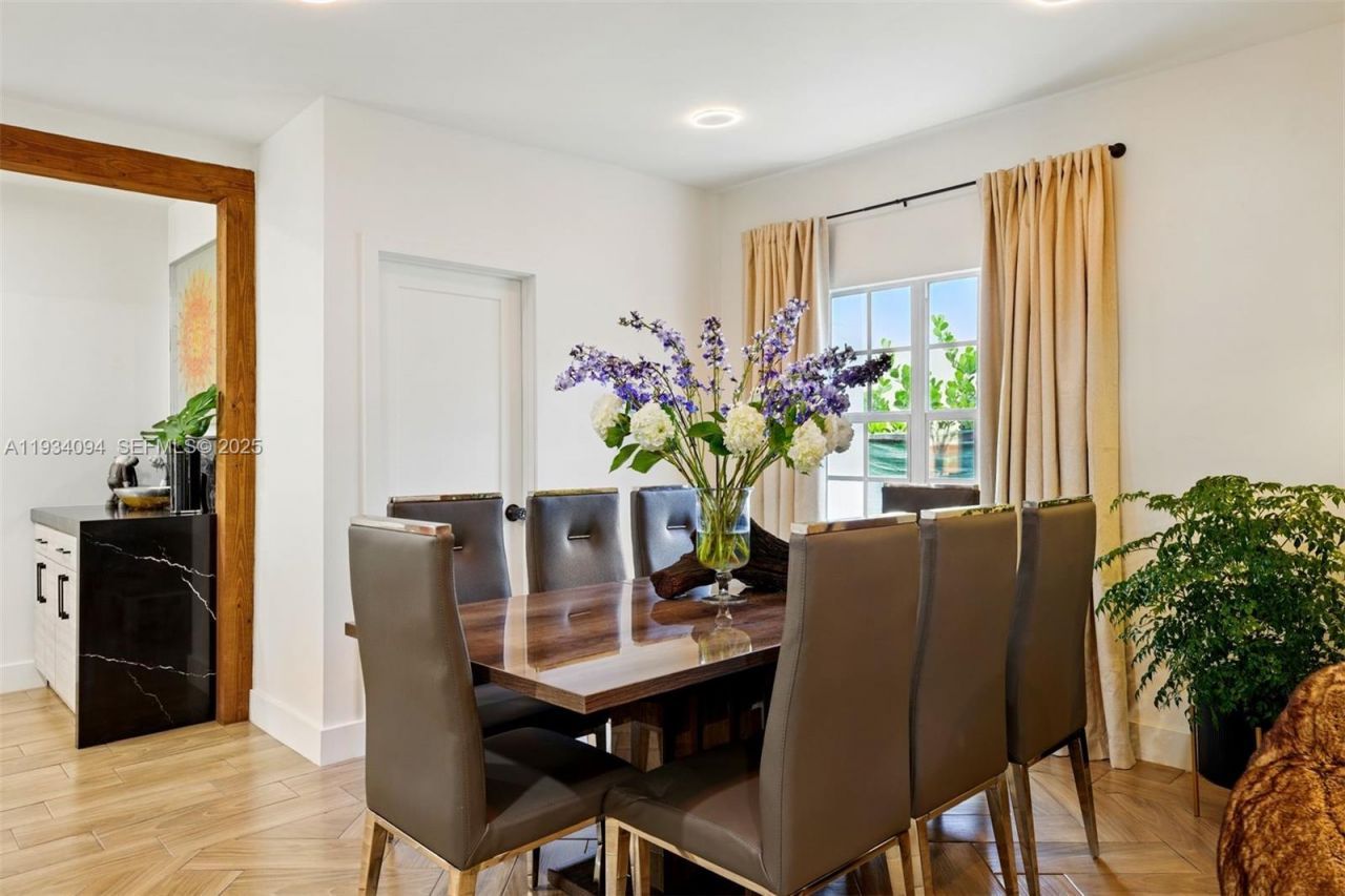 1363 Biarritz Dr, Miami Beach, FL 33141 Photo