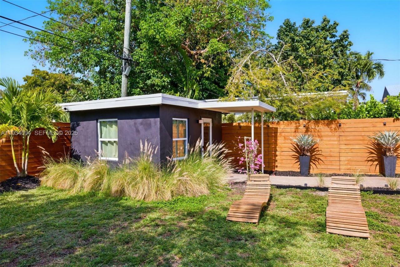 1363 Biarritz Dr, Miami Beach, FL 33141 Photo