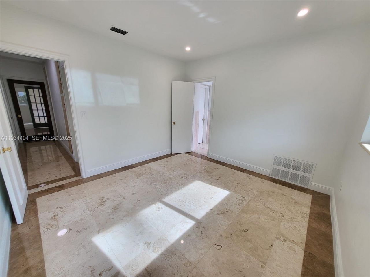 825 Cremona Ave, Coral Gables, FL 33146 Photo