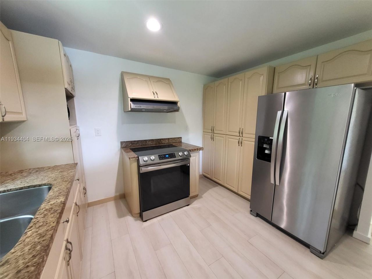 825 Cremona Ave, Coral Gables, FL 33146 Photo