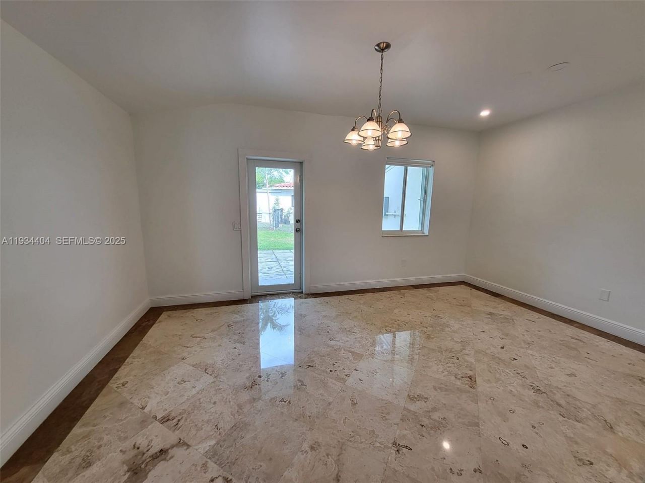 825 Cremona Ave, Coral Gables, FL 33146 Photo