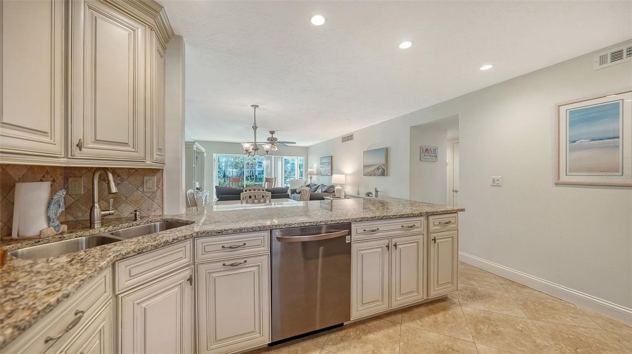 4380 Exeter Drive, Unit H-103, Longboat Key, FL 34228 Photo