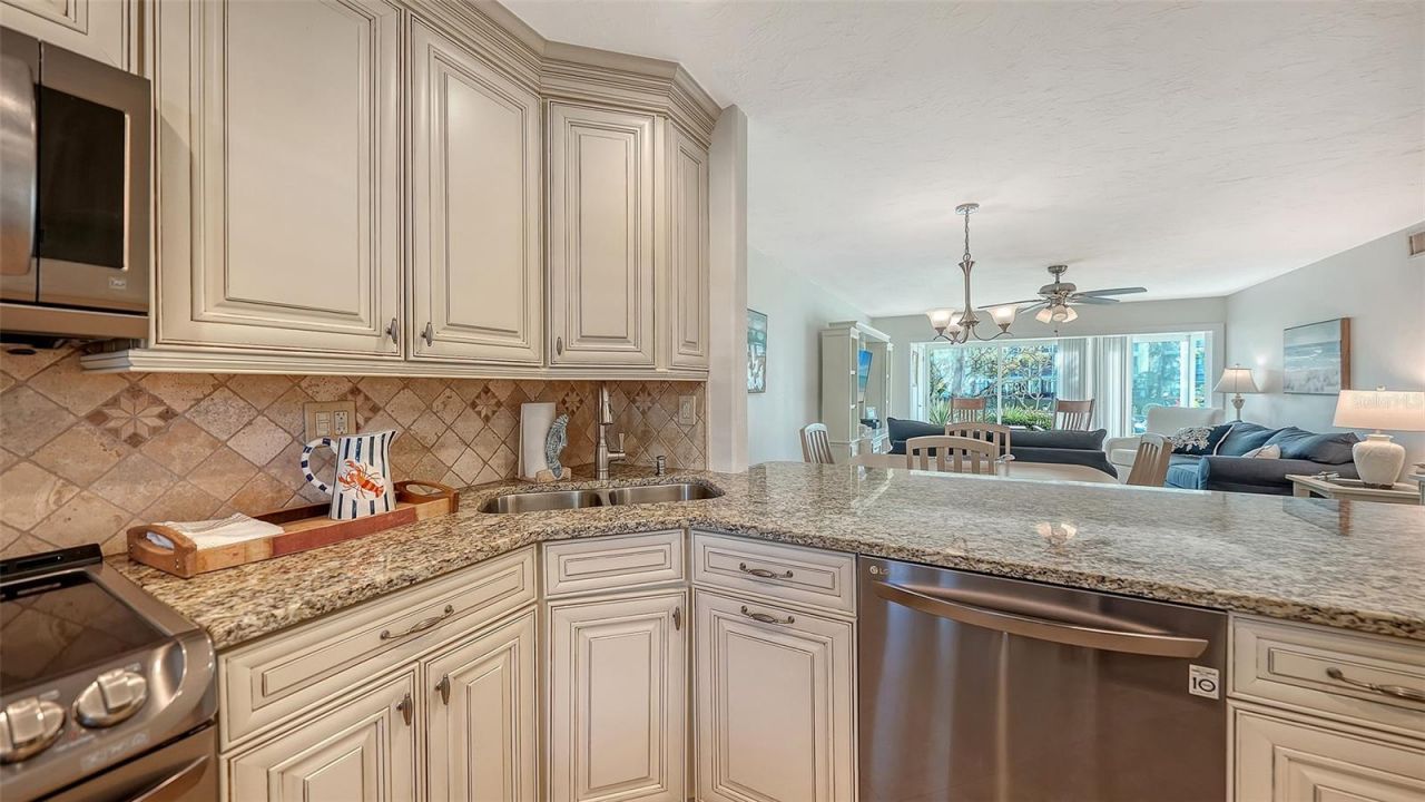4380 Exeter Drive, Unit H-103, Longboat Key, FL 34228 Photo