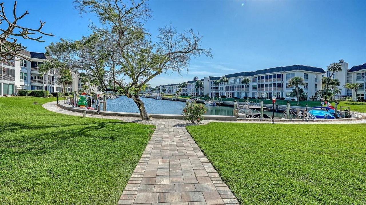 4380 Exeter Drive, Unit H-103, Longboat Key, FL 34228 Photo