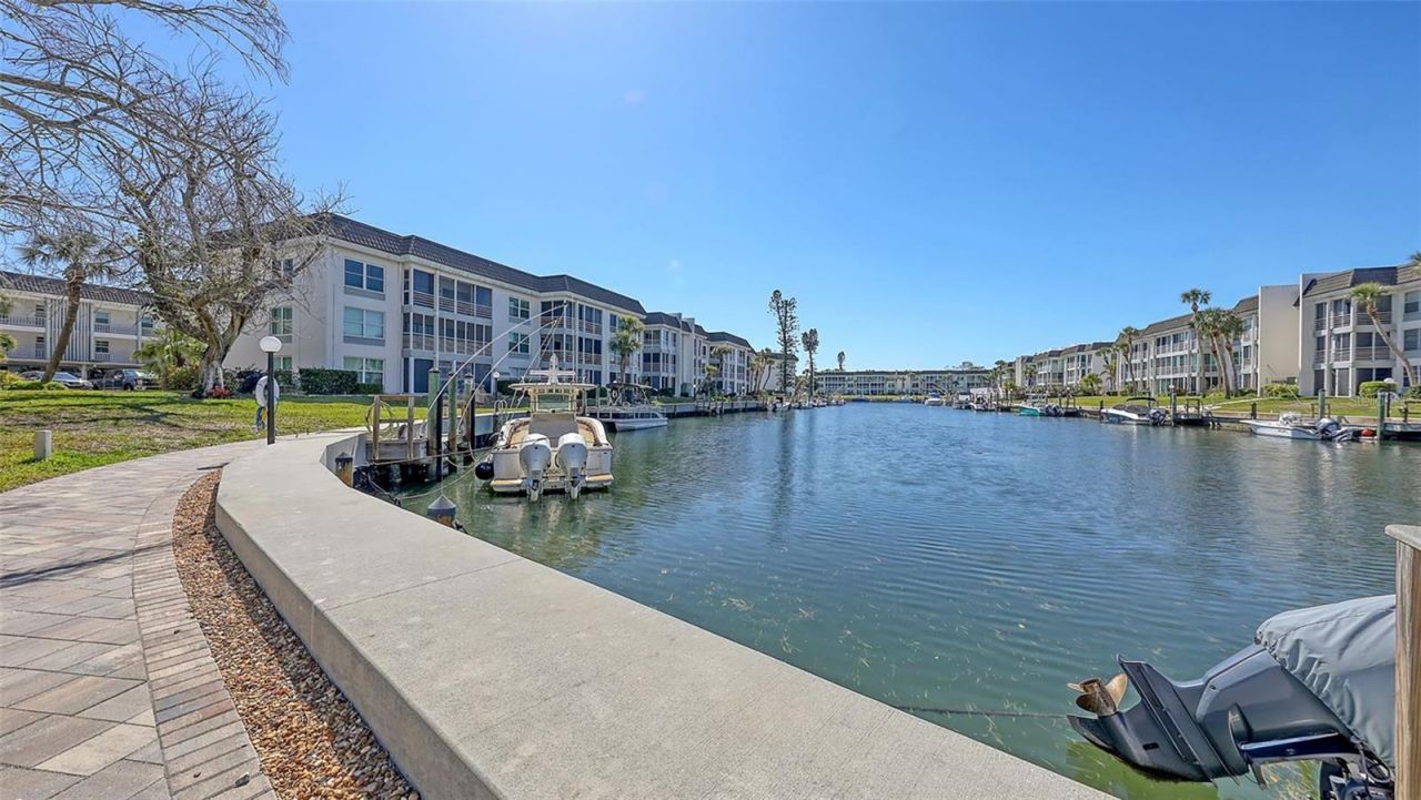 4380 Exeter Drive, Unit H-103, Longboat Key, FL 34228 Photo