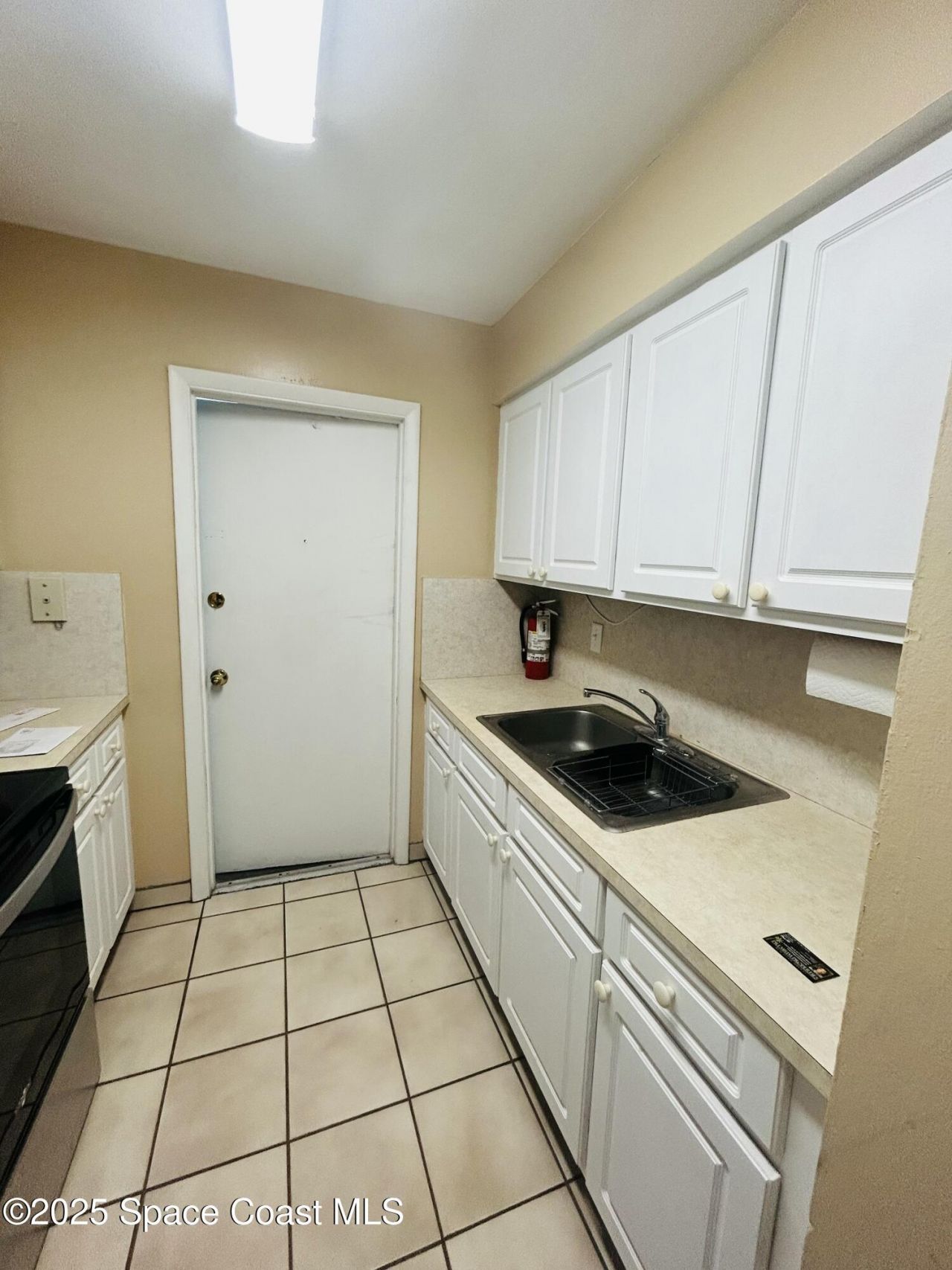 8401 N Atlantic Avenue, Unit E4, Cape Canaveral, FL 32920 Photo