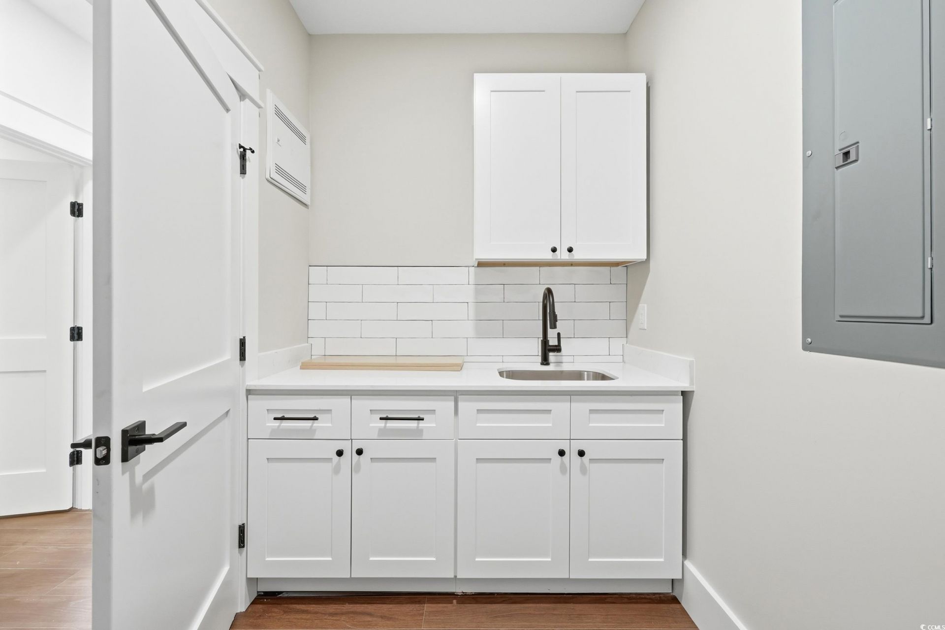 813 Commanders Island Rd. Photo 16