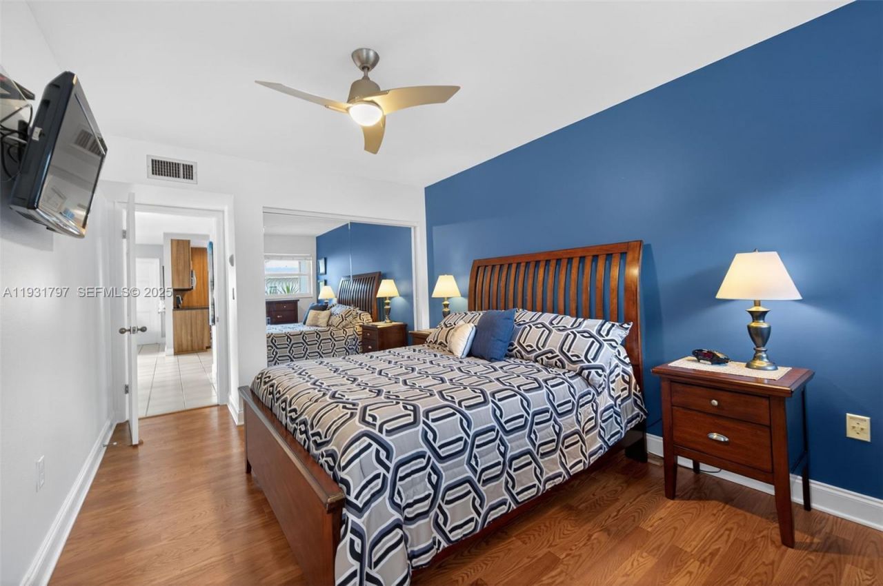 415 NE 2nd St, Unit 224, Hallandale Beach, FL 33009 Photo