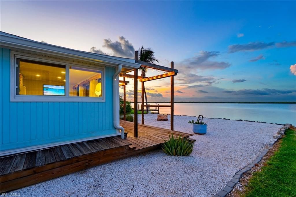 107 Bayshore Way, Goodland, FL 34140 Photo