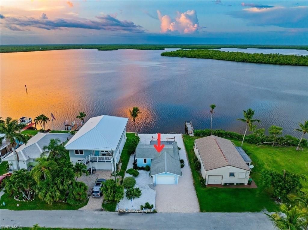 107 Bayshore Way, Goodland, FL 34140 Photo