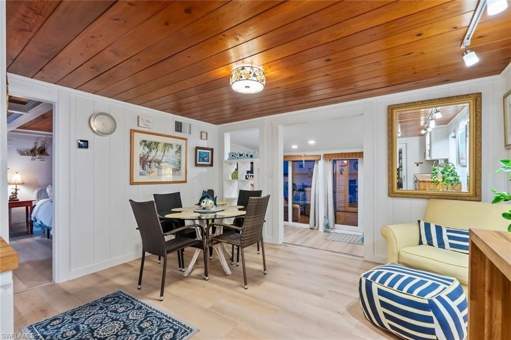 107 Bayshore Way, Goodland, FL 34140 Photo