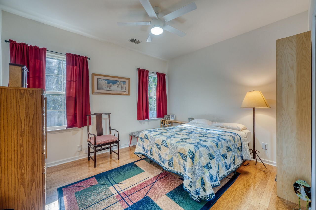 1515 Royal Colony Road Photo 20