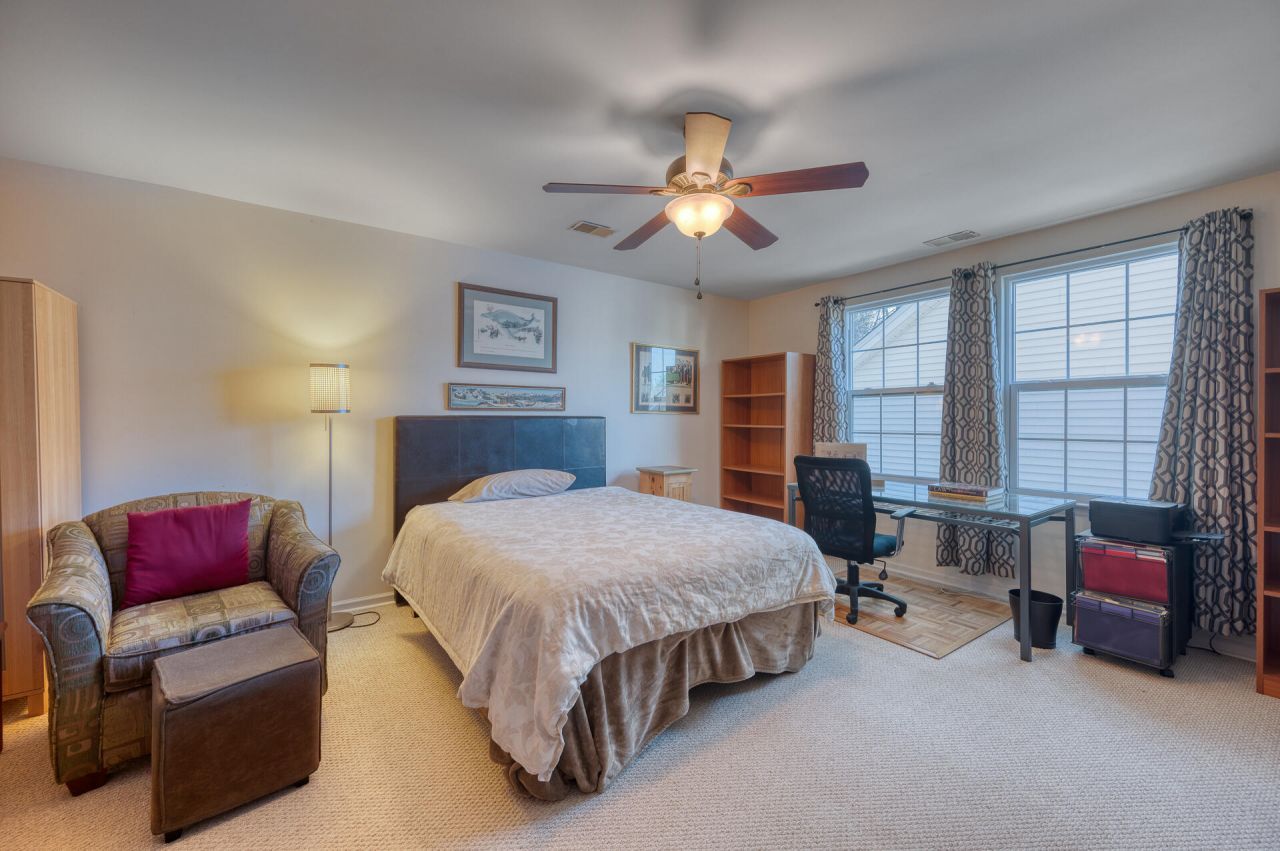 1515 Royal Colony Road Photo 23