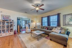 1515 Royal Colony Road photo 4