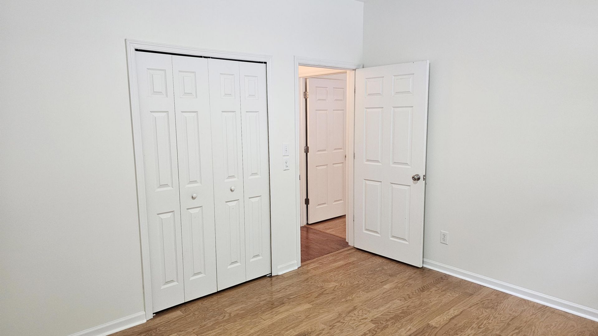 1515 Royal Colony Road Photo 33