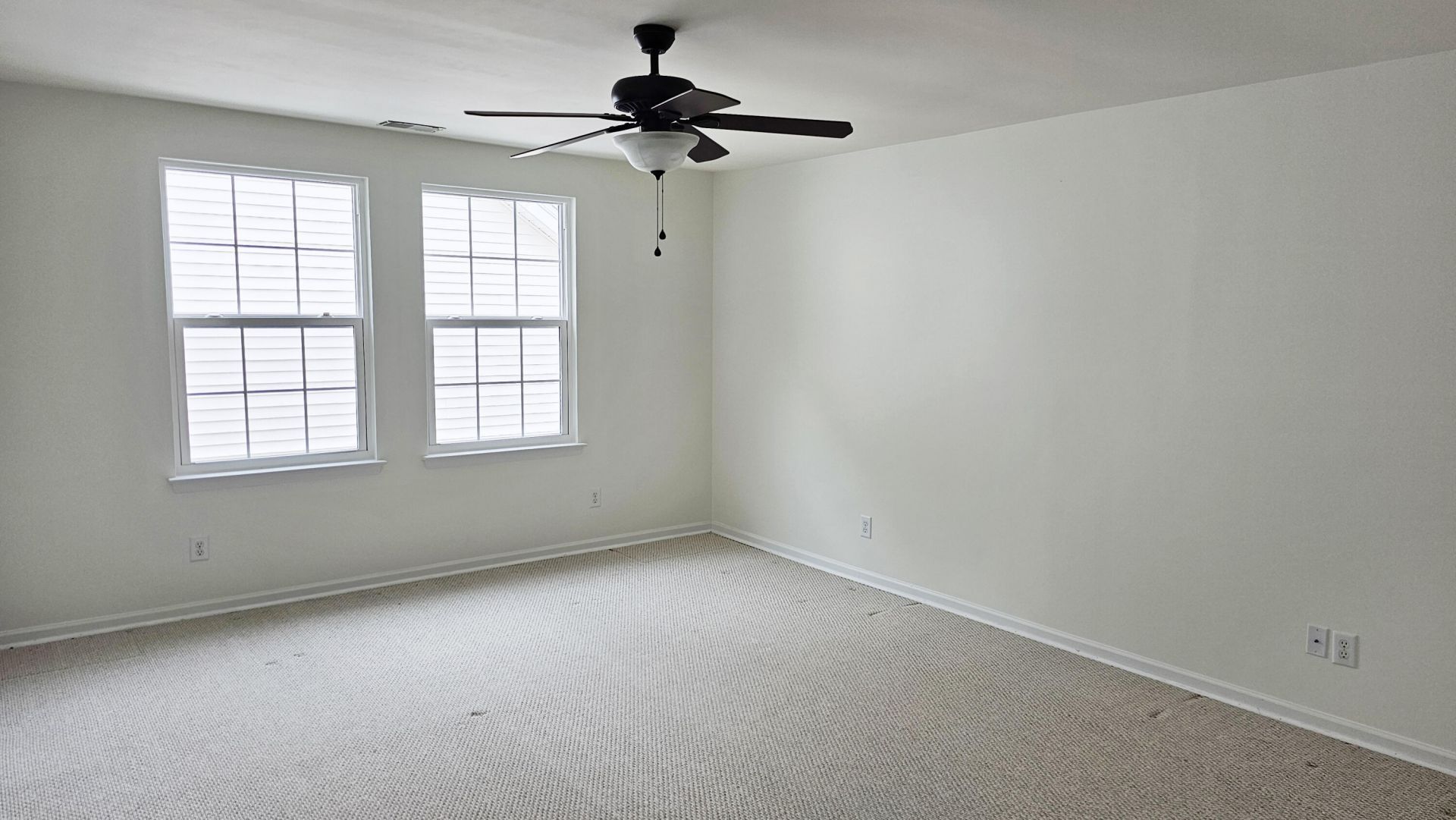 1515 Royal Colony Road Photo 38