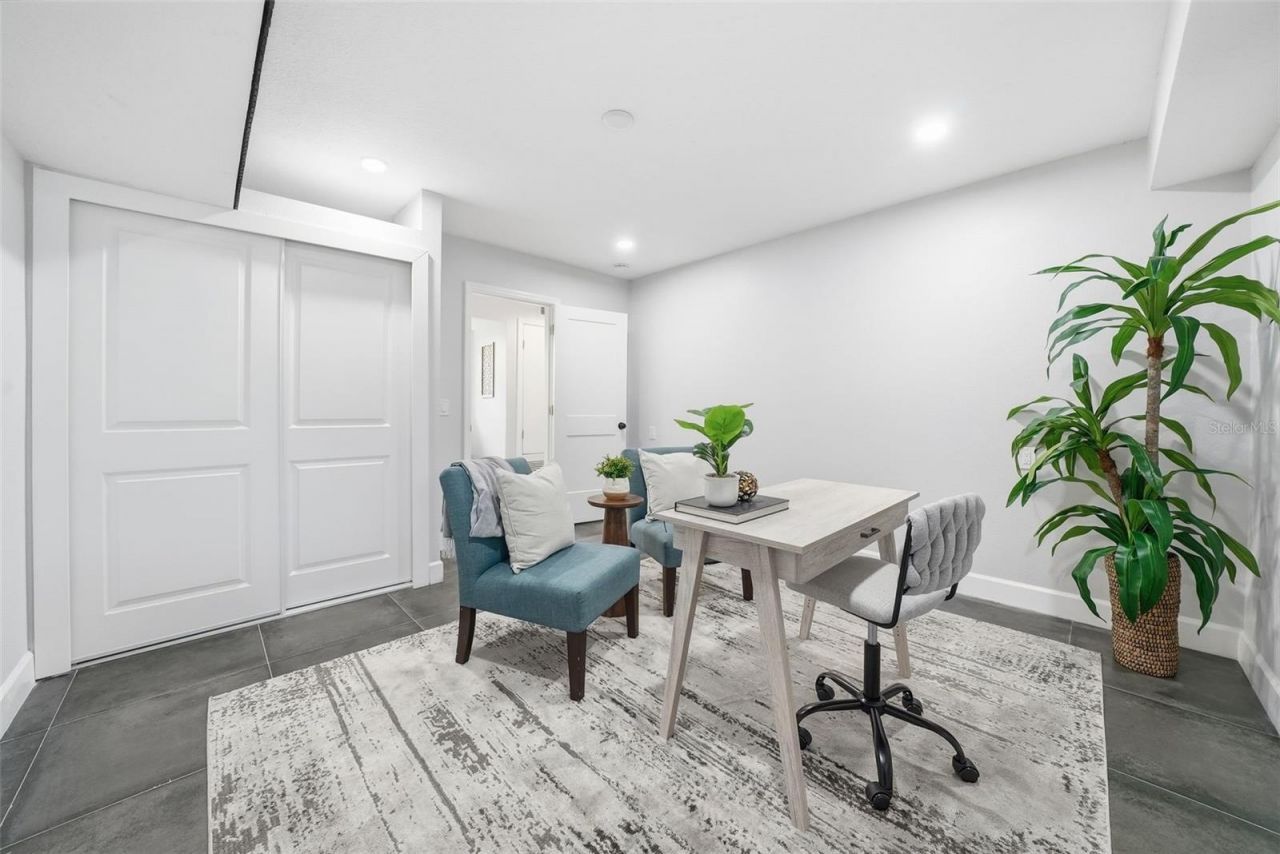 7033 Hibiscus Avenue S, South Pasadena, FL 33707 Photo