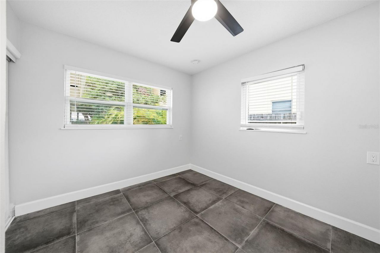 7033 Hibiscus Avenue S, South Pasadena, FL 33707 Photo