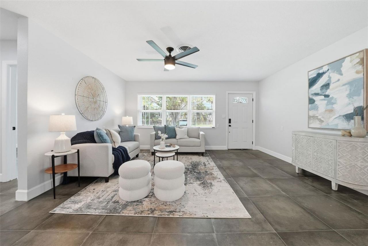 7033 Hibiscus Avenue S, South Pasadena, FL 33707 Photo