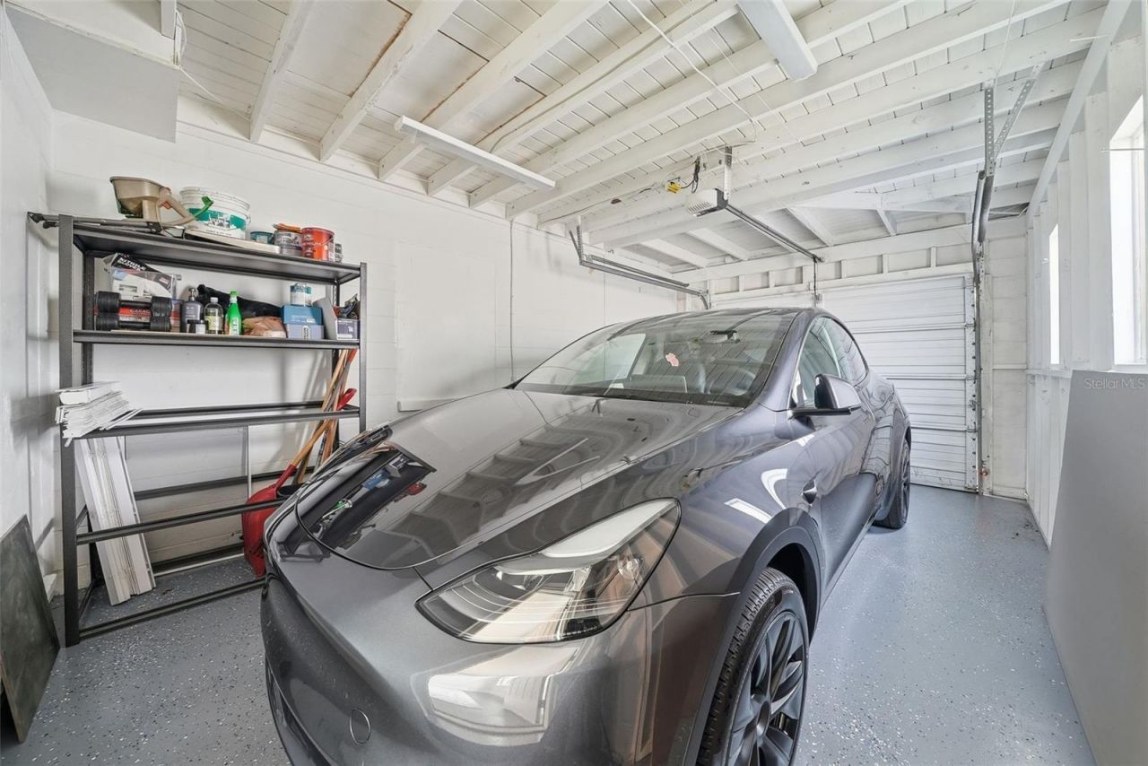 7033 Hibiscus Avenue S, South Pasadena, FL 33707 Photo