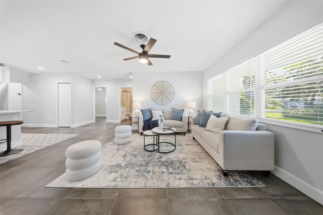 7033 Hibiscus Avenue S, South Pasadena, FL 33707 Photo