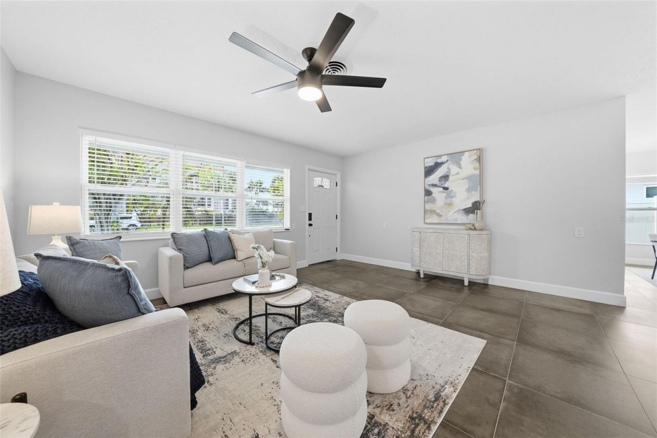 7033 Hibiscus Avenue S, South Pasadena, FL 33707 Photo