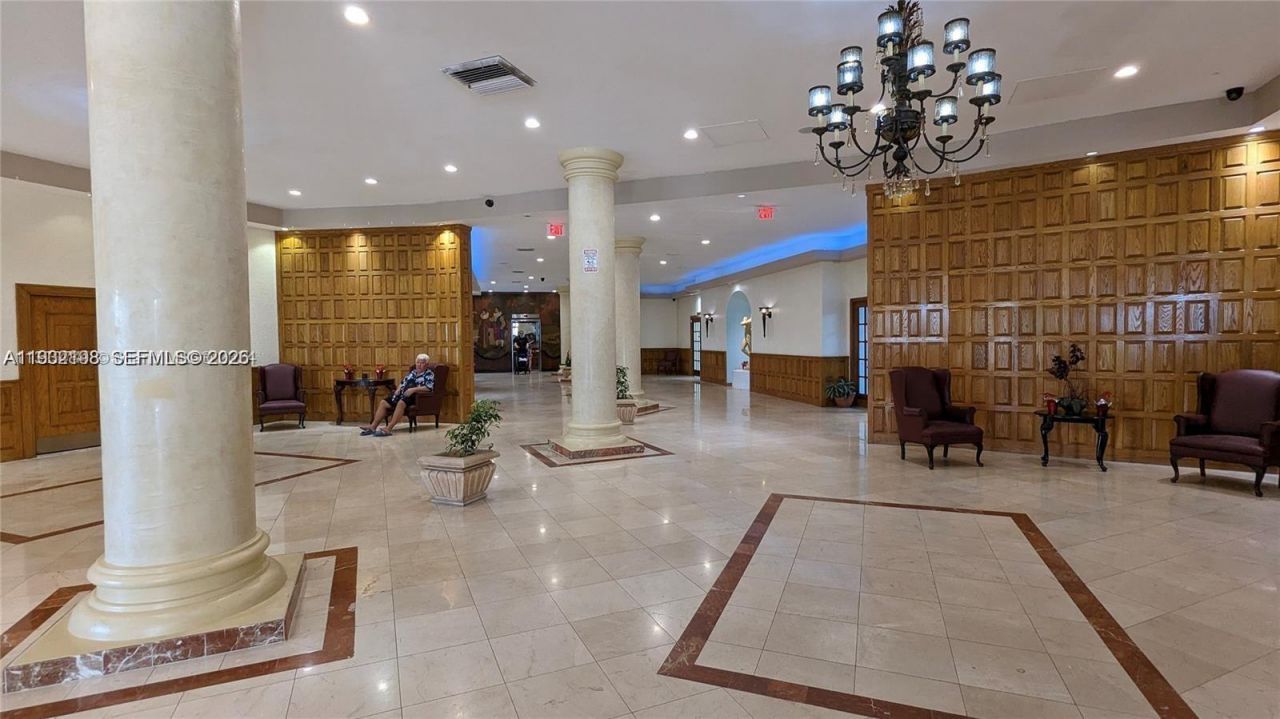 3725 S Ocean Dr, Unit 508, Hollywood, FL 33019 Photo