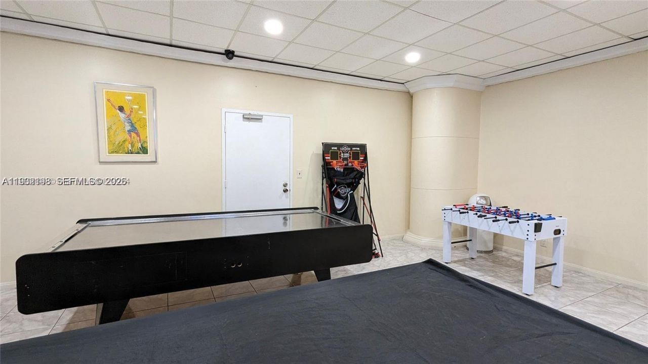 3725 S Ocean Dr, Unit 508, Hollywood, FL 33019 Photo