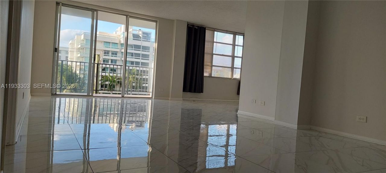 1001 91st St, Unit 408, Bay Harbor Islands, FL 33154 Photo