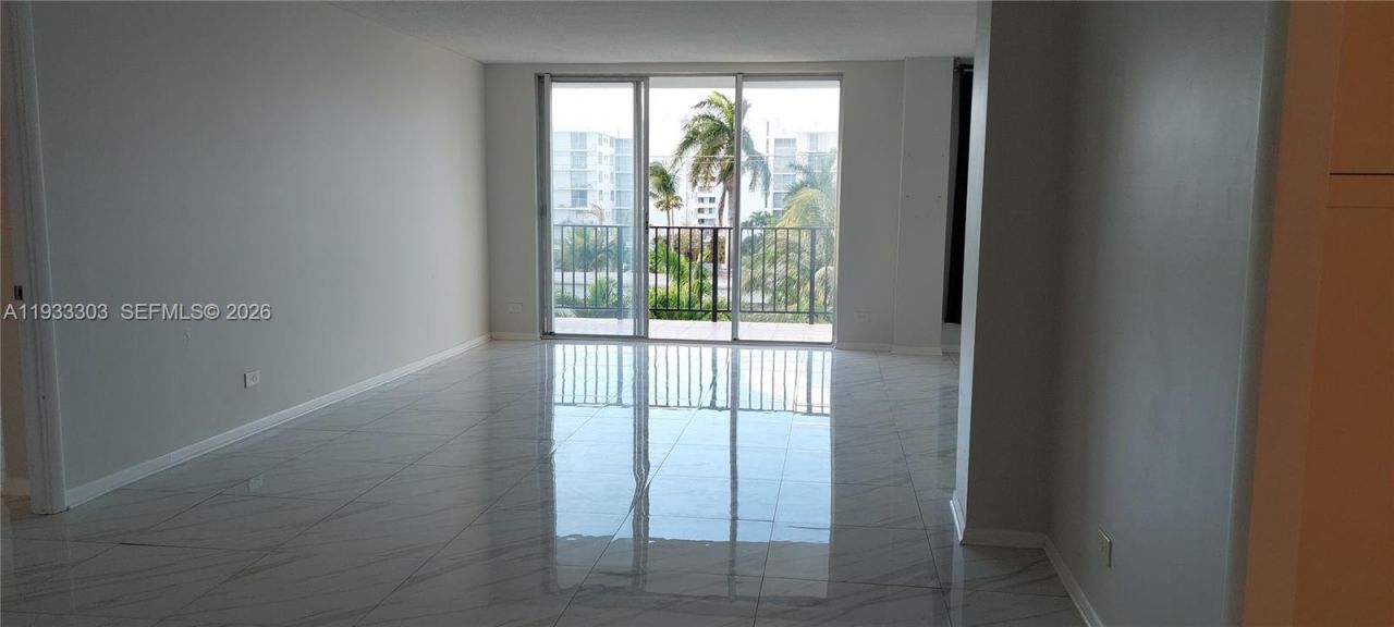 1001 91st St, Unit 408, Bay Harbor Islands, FL 33154 Photo