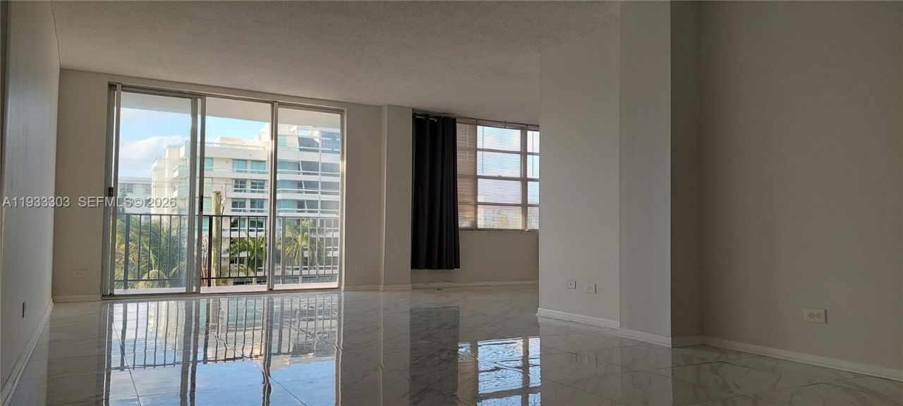 1001 91st St, Unit 408, Bay Harbor Islands, FL 33154 Photo
