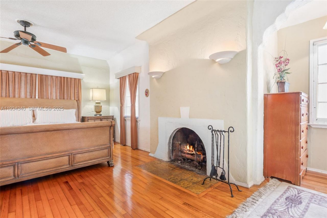 111 Salamanca Ave , Coral Gables, FL 33134 Photo